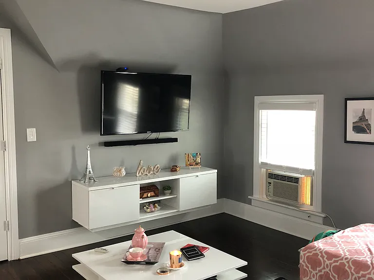 73 Ashley St #3 — Photo 4