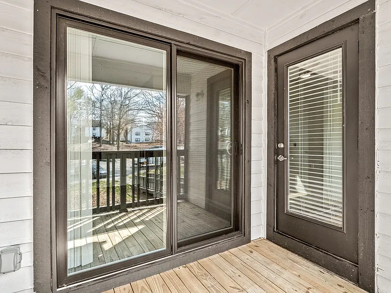 Paces Pointe Apartment Homes — Photo 12