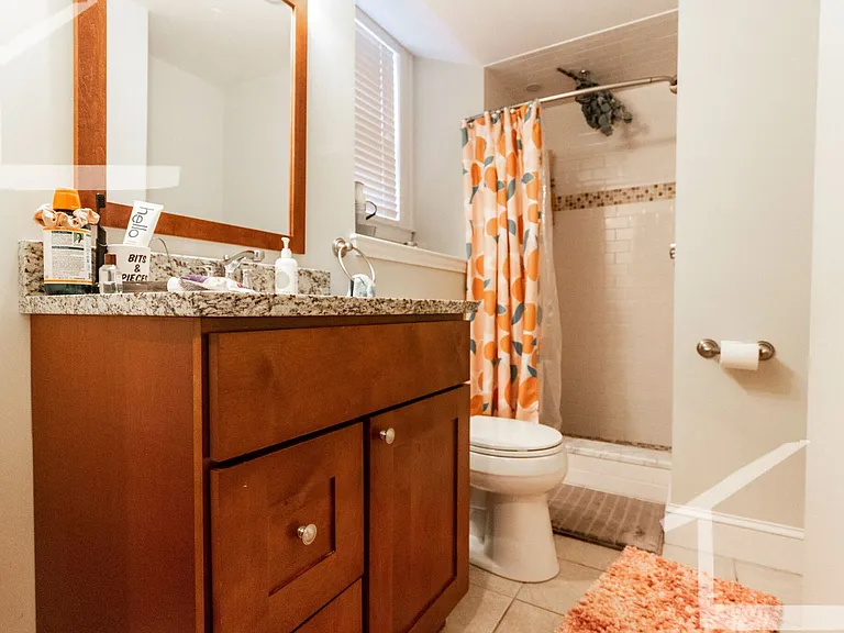 87 Surrey St #1 — Photo 9