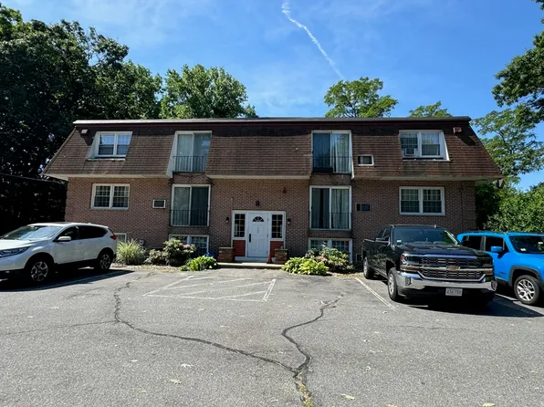 132 Boylston Ln APT 39, Lowell, MA 01852