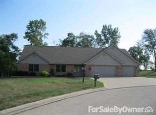 2593 Pinehurst Rd, Galesburg, IL