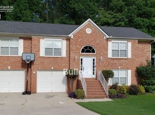 6040 Arbor Links Rd, Lithonia, GA 30058