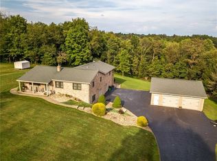135 Schutte Dr, Beaver Falls, PA 15010
