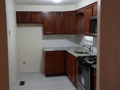22 Dandridge Dr, Newark, NJ, 07108