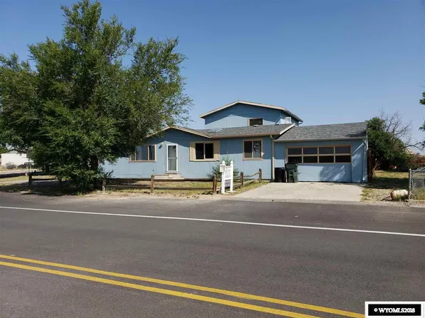 1570 Prairie Ln, Bar Nunn, WY 82601