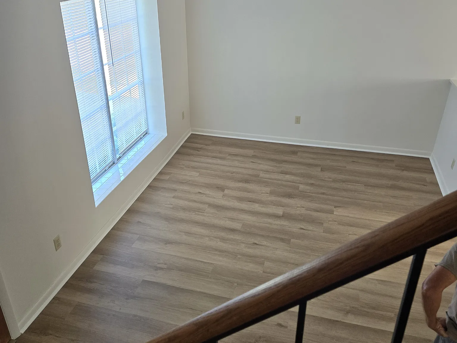 4403 Country Club Rd — Photo 1