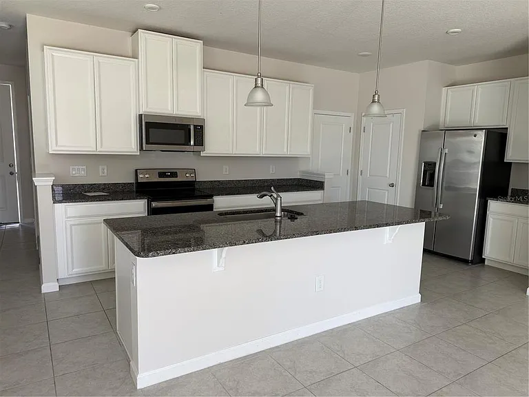 2670 Pleasant Cypress Cir — Photo 3