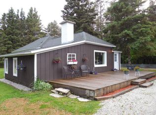 3231 W Cedar Rd, Hessel, MI 49745