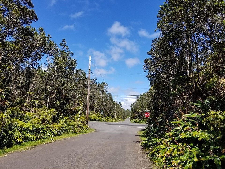 402 4th St, Volcano, HI 96785 Zillow