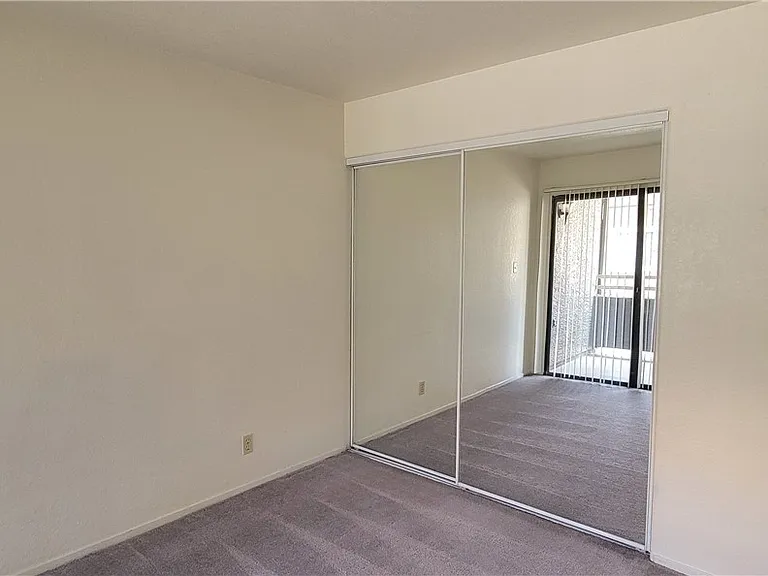 5044 S Rainbow Blvd #104 — Photo 18