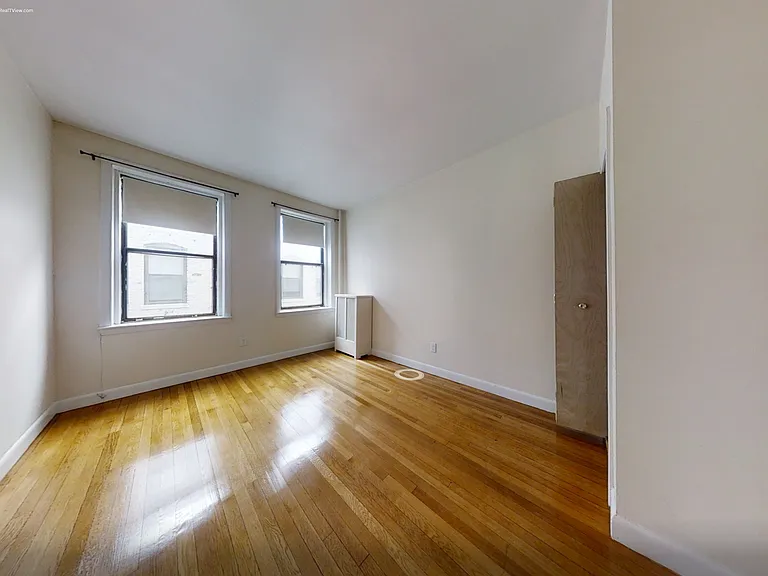 1137 Commonwealth Ave #3 — Photo 5