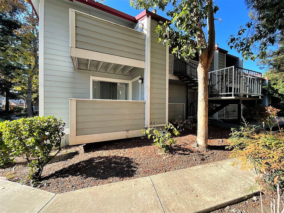 1st image of 29612 Mountain Oak Ct