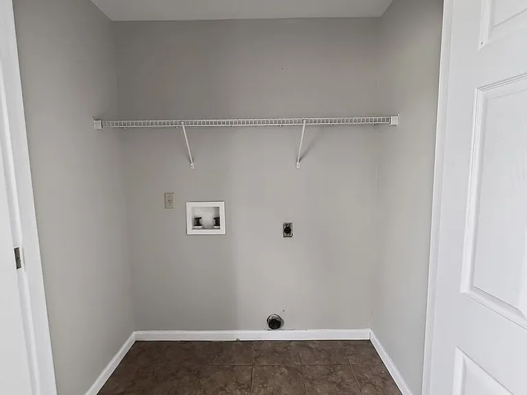 12 E Beaver Ln — Photo 14