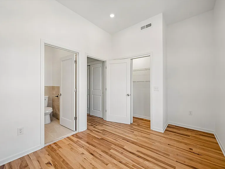 1645 N Marshall St #3 — Photo 11