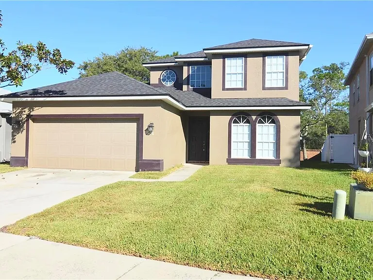 196 Hanging Moss Dr — Photo 1