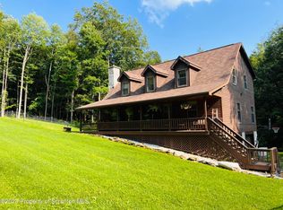 264 Thorn Hill Rd, Thompson, PA 18465