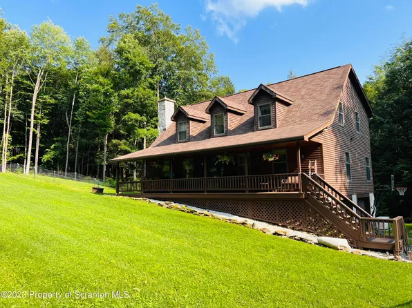 264 Thorn Hill Rd, Thompson, PA 18465