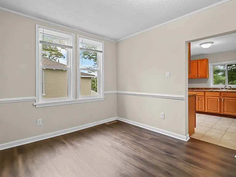 114 Emory St — Photo 14