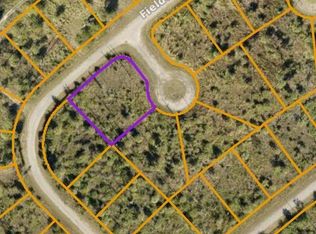 N Fielders Rd #5, North Pt, FL 34286