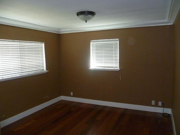 4th image of 7787 Highland Ave