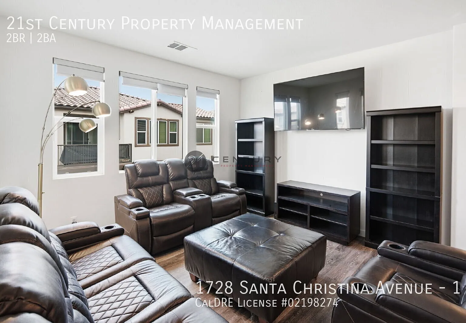 Beautiful Townhome Available Soon! — Photo 4