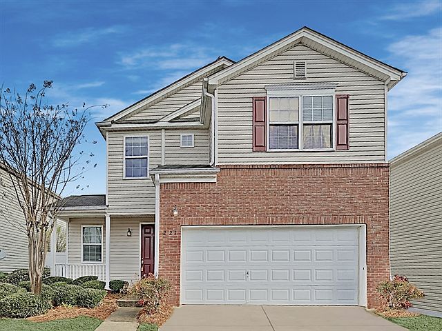 1st image of 221 Hiawassee Dr
