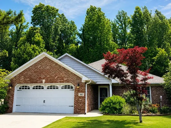 140 Autumn Branch Dr, Madison, AL 35757