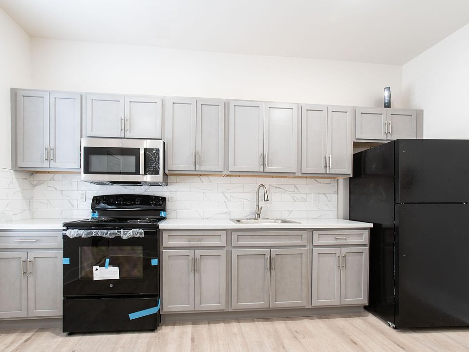1st image of 2512 N Corlies St #1