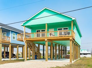 523 Thunder Rd, Surfside Beach, TX 77541