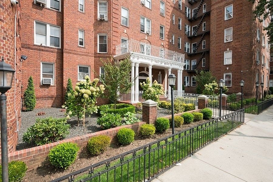 1st image of 601 79th St APT D5