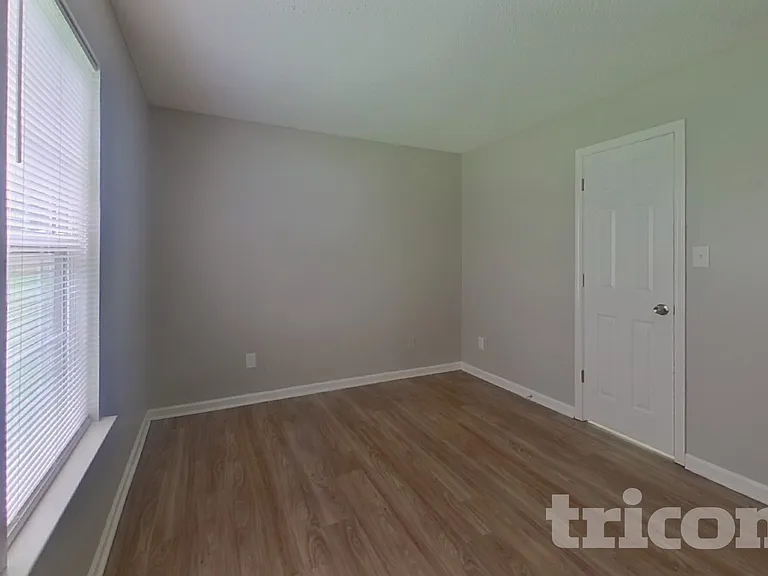 1816 Oakdale Green Dr — Photo 10