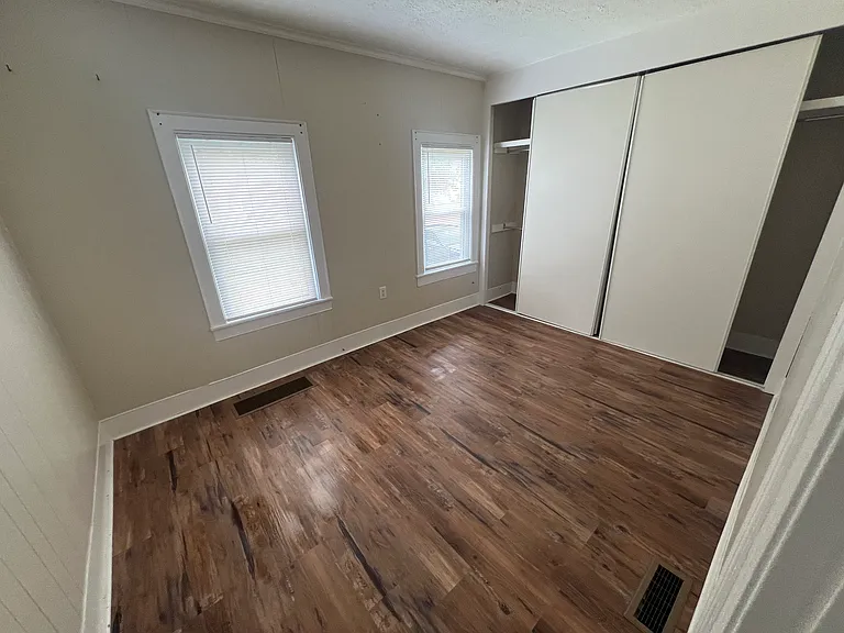 93 W 5th Ave #2 — Photo 9
