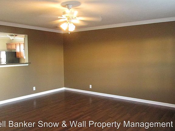 3rd image of 3018 London View Dr