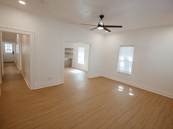 3rd image of 2324 Bosque Blvd
