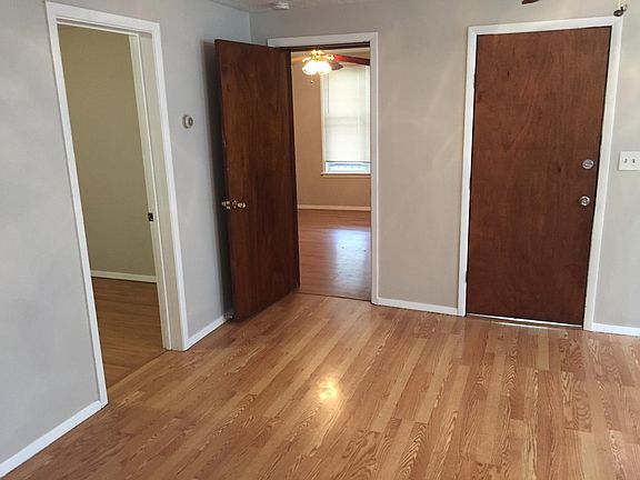 5th image of 1559 Hopkins Ave Floor 1