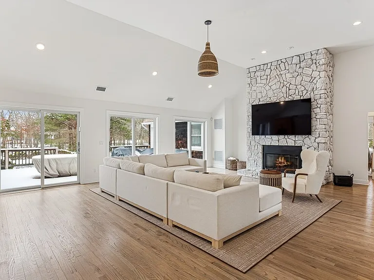 3 Corbett Dr — Photo 4