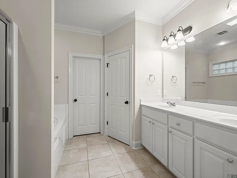 14835 Pendleton Way — Photo 12