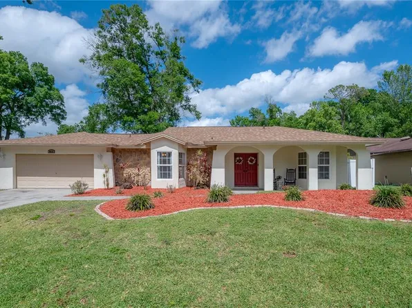 9033 HOGANS BEND, TAMPA, FL 33647