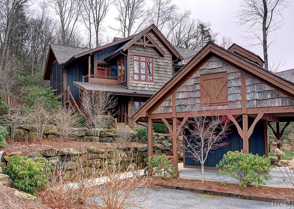 2nd image of 462 Birchwood Dr #C