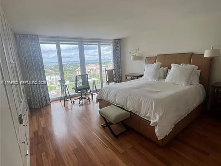 881 Ocean Dr #18B-BISCAYNE2 — Photo 11