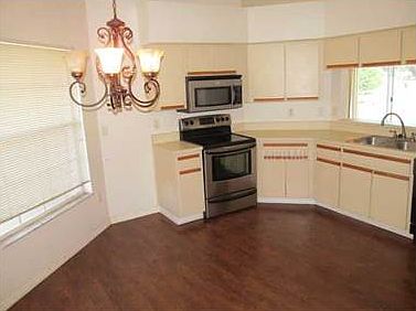 5th image of 1528 Norwick Dr