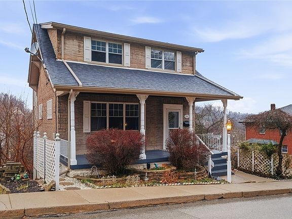 3rd image of 3514 Rosalia Ave