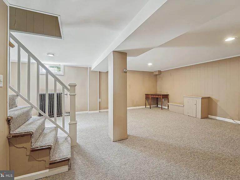 204 Glenmore Ave — Photo 18
