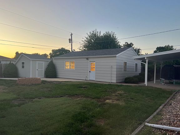 5th image of 2211 Marjorie Dr