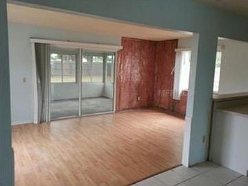 3rd image of 6488 Kenwood Dr