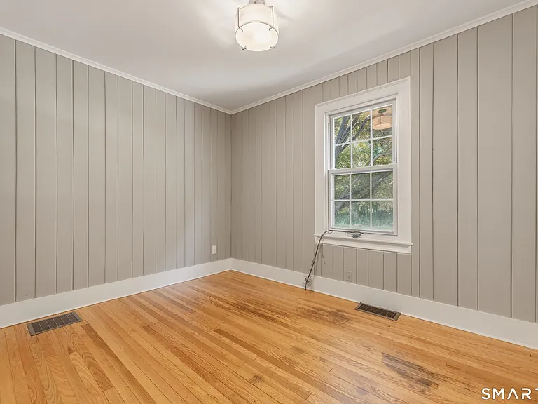 238 Isinglass Rd — Photo 7