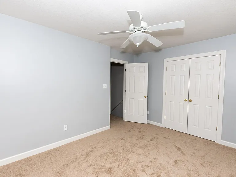 104 Streamwood Dr — Photo 14