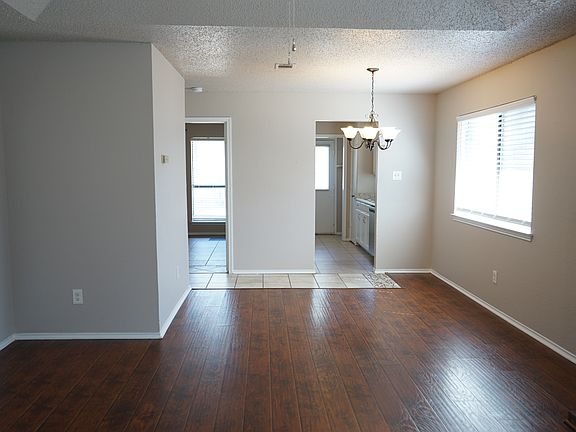 3rd image of 5419 Wild West Dr