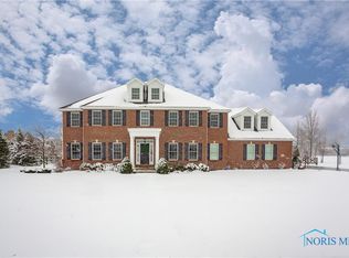 5749 Hamptons Dr, Monclova, OH 43542