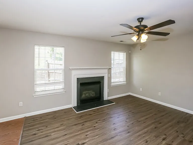 6010 Firethorne Ln — Photo 8